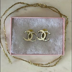 Chanel clip on earrings